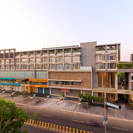 Hotel Sayaji Jāmnagar Extérieur photo
